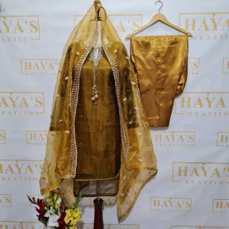 Golden Two Tone Organza with Golden Work and Embroidered Dupatta(1)